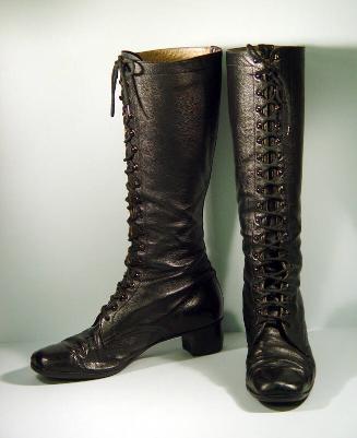 Black Lace up Boots