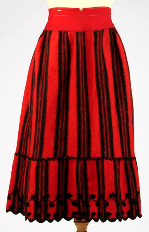 Red and Black Striped Underskirt