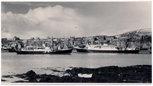 Black and white photograph showing the St Ninian at Stromness