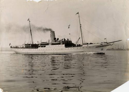 Black and white photograph showing St Sunniva off Aberdeen, probably during trials