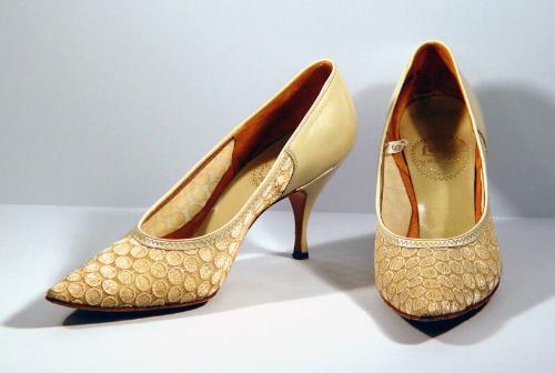 Stiletto Heeled Shoes: Beige