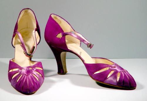 Lilac High Heeled Dress Shoes
