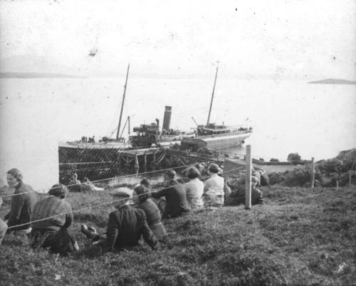 SS Lochbroom at Pier Baden Tarbet 