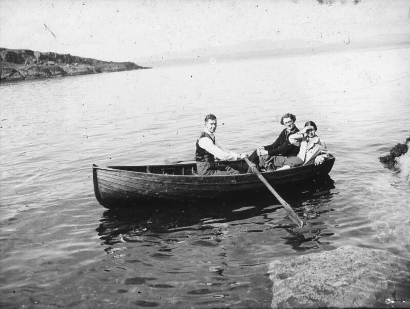 Passenegers From SS Lochbroom in Rowing Boat, Oban Bay 