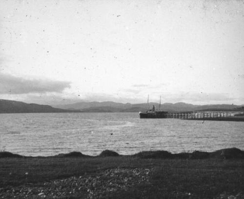 SS Lochbroom at Aultbae Pier