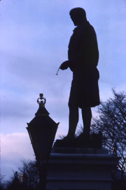 Robert Burns Statue