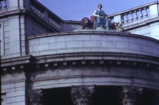 Statue of Ceres on Clydesdale Bank