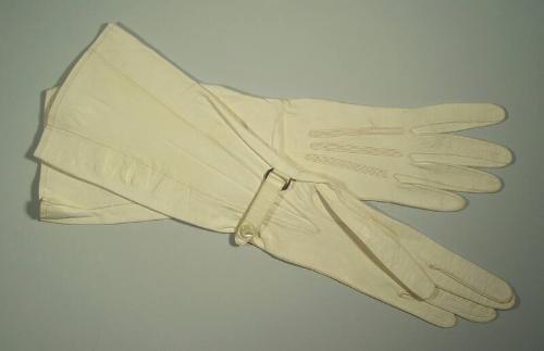 Long Cream Skin Gloves