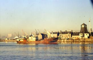 trawler Glengairn in Aberdeen harbour