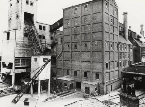 Vertical Retorts, Gasworks