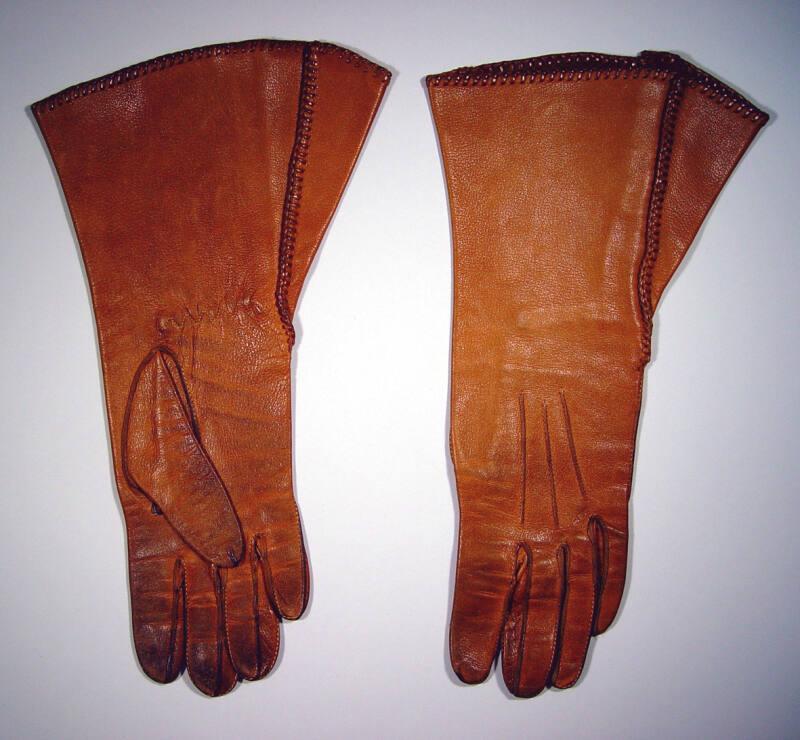 Ladies Gauntlet Gloves