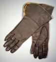 Ladies Leather Gauntlet Gloves