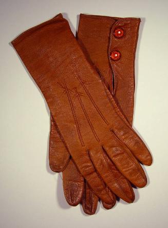 Ladies Brown Leather Button-Up Gloves