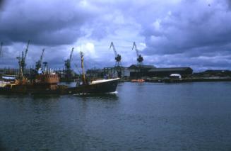 trawler Summerlee in Aberdeen Harbour