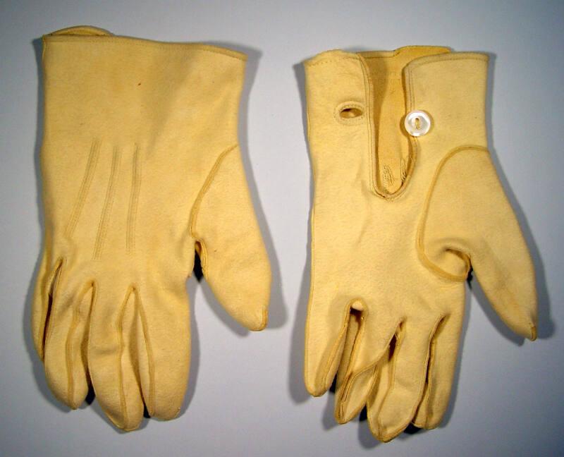 chamois leather gloves