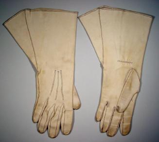 Ladies Gauntlet Gloves