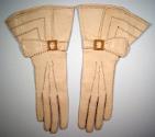 Cream Gauntlet Gloves