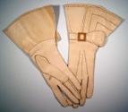 Cream Gauntlet Gloves