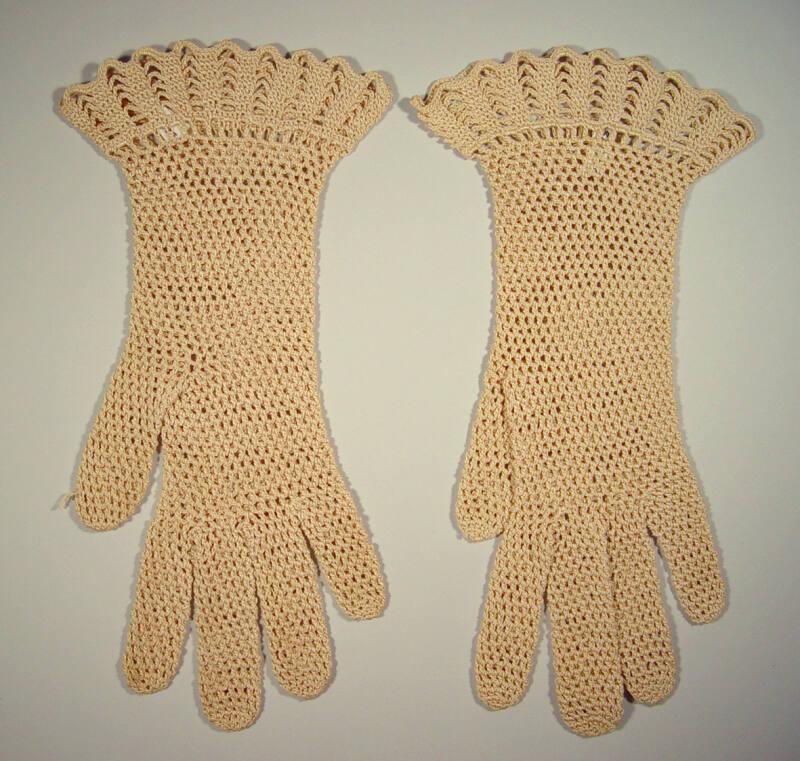 Beige Crocheted Gloves