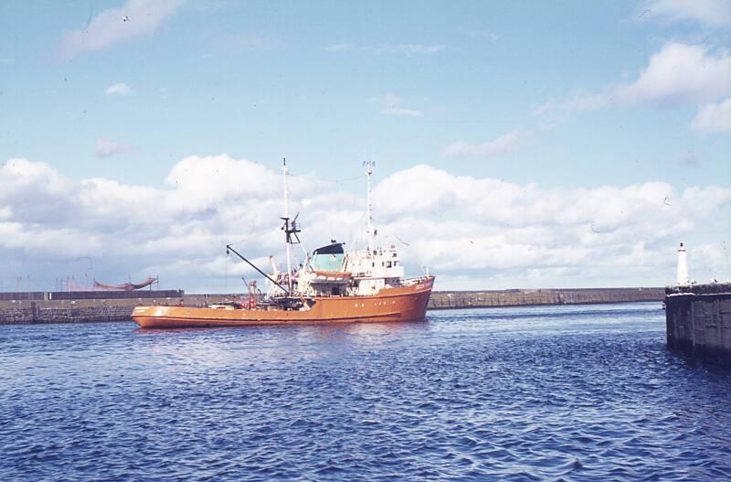 seismic survey vessel Decca Surveyor