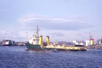 offshore supply vessel Wimpey Seawolf in Aberdeen Harbour