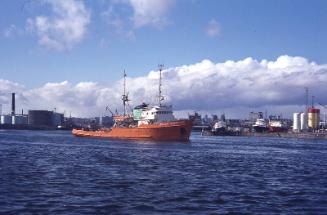 Seismic survey vessel Decca Surveyor in Aberdeen harbour