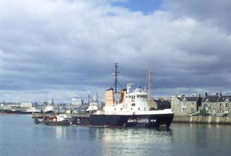 offshore supply vessel Smit-Lloyd 44 in Aberdeen harbour