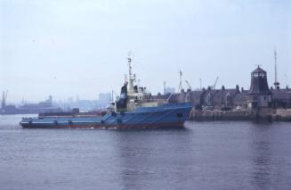 offshore supply vessel Maersk Tracker in Aberdeen harbour 