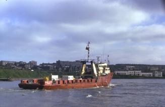 offshore supply vessel Seaforth Chieftain in Aberdeen Harbour