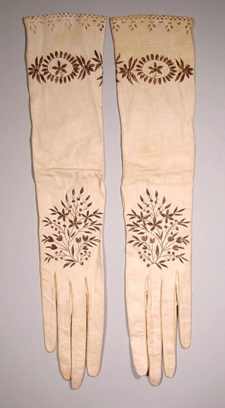 Embroidered Cream Gloves