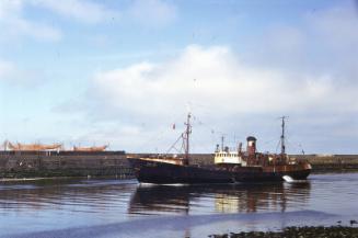 trawler Rozoga in Aberdeen harbour