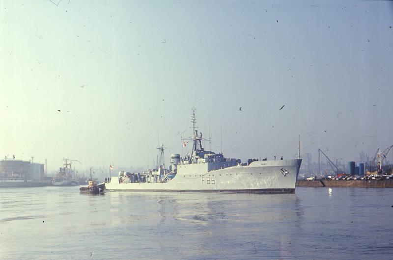 frigate HMS Keppel in Aberdeen harbour