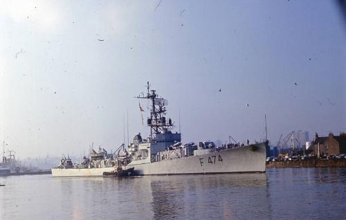 frigate F474 in Aberdeen harbour