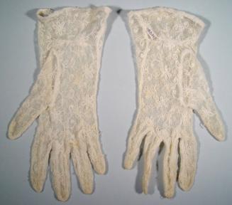 Ladies Short Lace Cotton Gloves