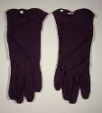 Ladies Short Gloves With Scalloped Edge