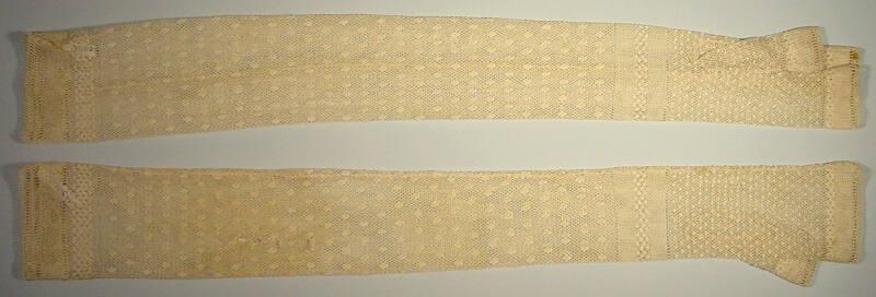 Ladies Long Lace Mittens