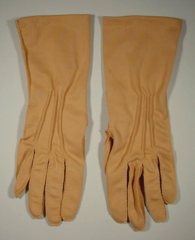 Ladies Bracelet-Length Gloves