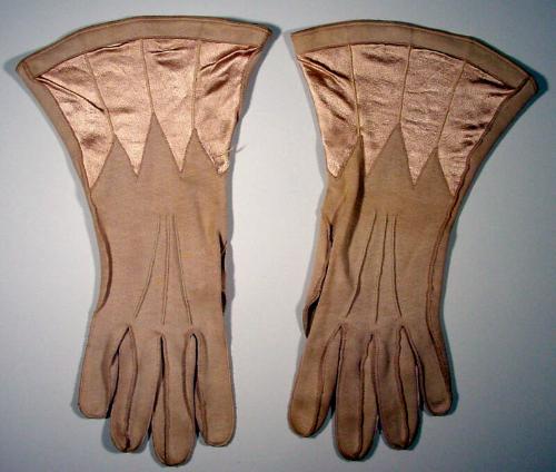 Beige Gauntlet Gloves