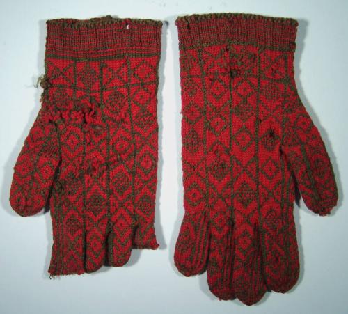 Pair of Red and Green Wool Fishermen's Gloves