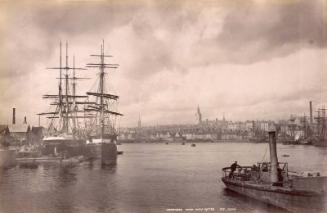 Aberdeen from Dock Gates GWW157
With view of ship Martha Birnie