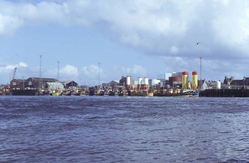 fishing vessels blockading Aberdeen harbour