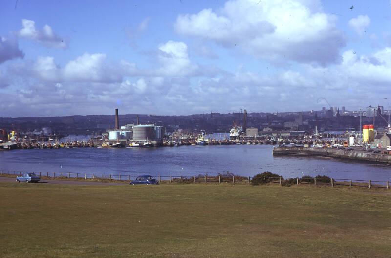 fishing vessels blockading Aberdeen harbour