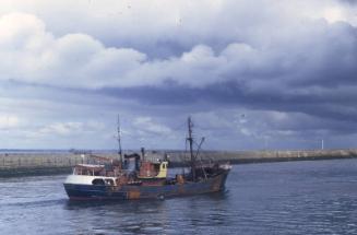 trawler Grampian Hill leaving Aberdeen harbour