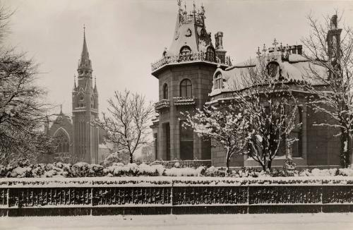 Exterior, Winter, Queens Cross