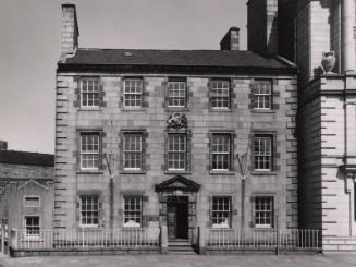 Old Custom House, 35 Regent Quay