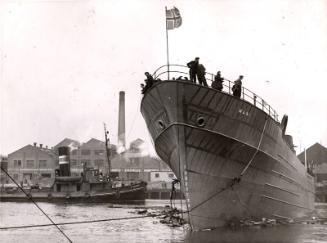 The launch of the trawler M'Ani