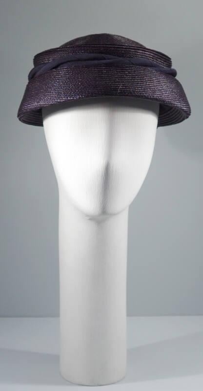 Navy Staw Hat With Bow