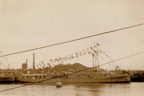 First minesweeping flotilla, HMS Pangbourne, Dunoon, Dundalk, Tiverton and Albury, decorated fo…