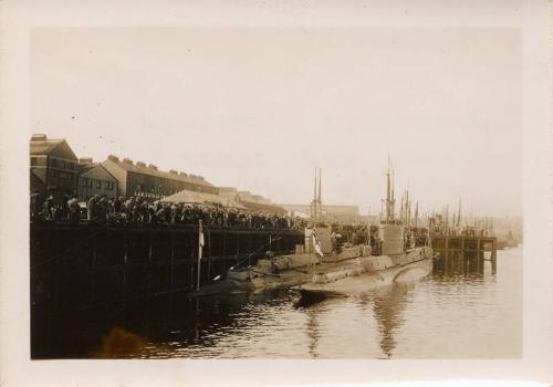 E class submarines Swordfish and Starfish at Aberdeen harbour