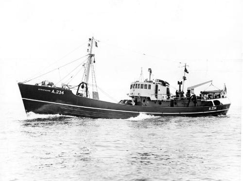 Photograph showing the trawler Strathdon